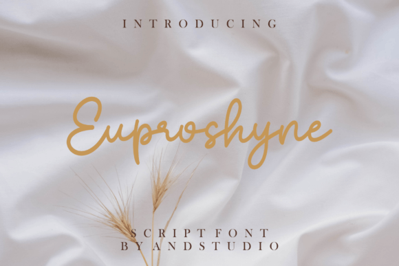 Euproshyne: The Handwritten Typeface That Stops the Scroll